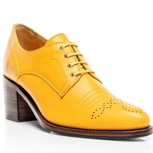 The Office of Angela Scott Miss Button Saffron Mid Heel Size 38.5/8.5